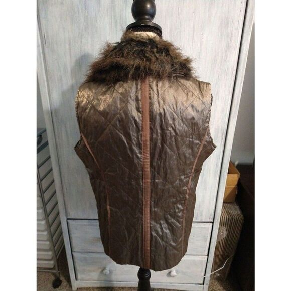 Chicos faux fur size 1 bronze vest Y2K - Picture 6 of 10